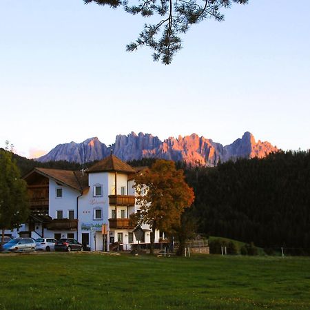 Hotel Landgasthof Laerchenwald Collepietra  Esterno foto