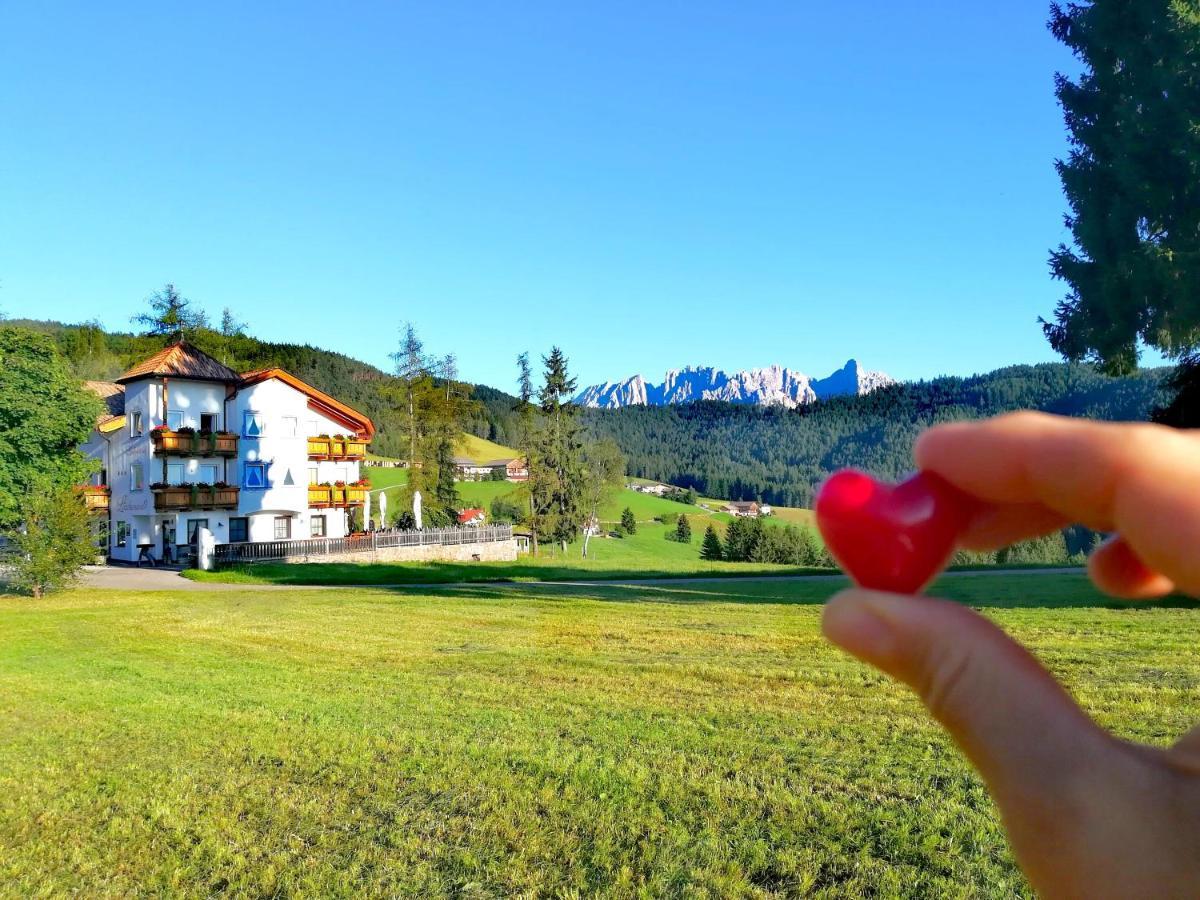 Hotel Landgasthof Laerchenwald Collepietra  Esterno foto