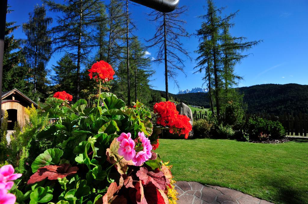 Hotel Landgasthof Laerchenwald Collepietra  Esterno foto