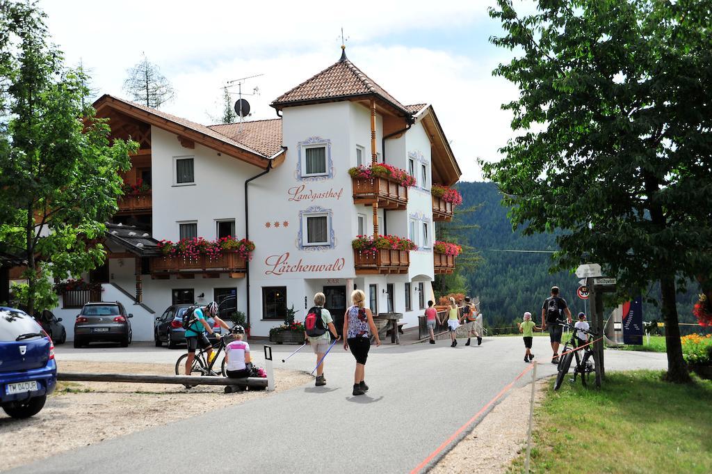 Hotel Landgasthof Laerchenwald Collepietra  Esterno foto