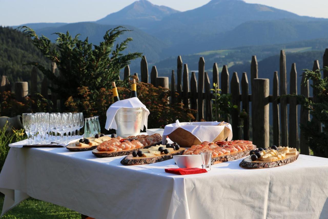 Hotel Landgasthof Laerchenwald Collepietra  Esterno foto